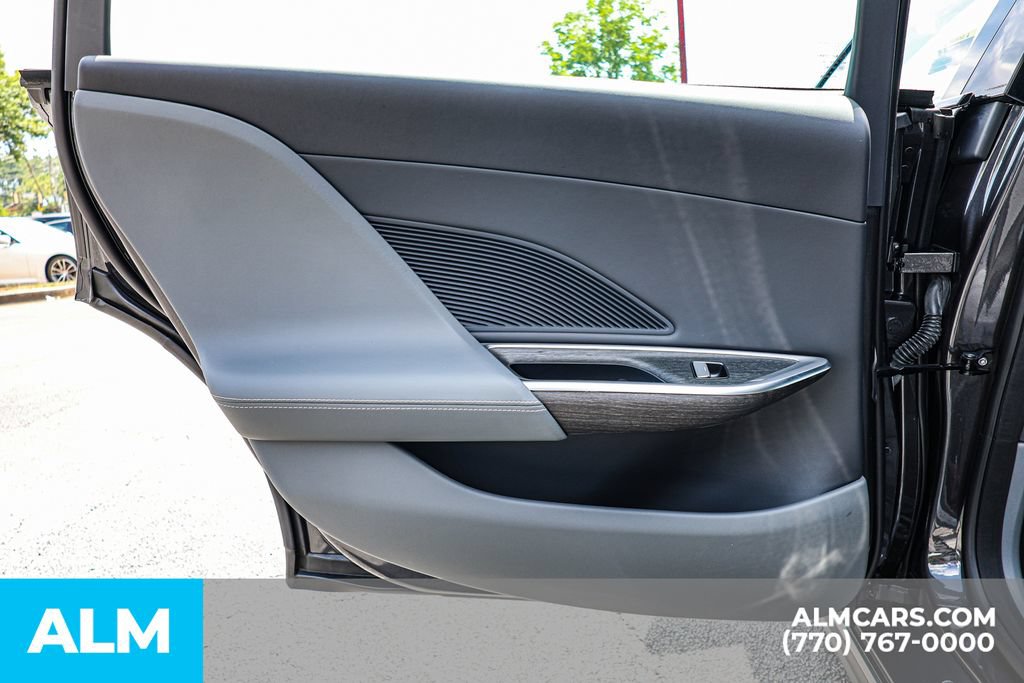 Used 2024 Lucid Air Pure RWD image 44