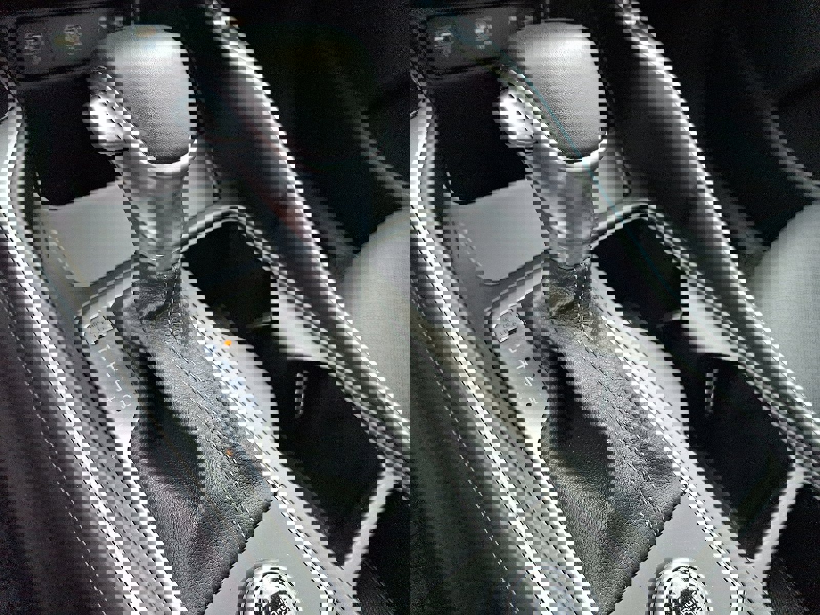 Used 2022 Kia Sorento EX w/ Panoramic Sunroof Package image 16