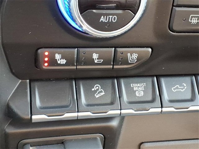 Used 2022 GMC Sierra 3500 AT4 w/ Gooseneck/5TH Wheel Package image 19