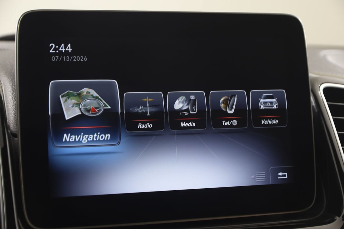 Used 2019 Mercedes-Benz GLS 550 4MATIC w/ Driver Assistance Package image 34