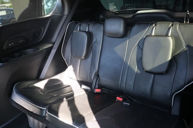 Used 2019 Chrysler Pacifica Limited FWD image 19