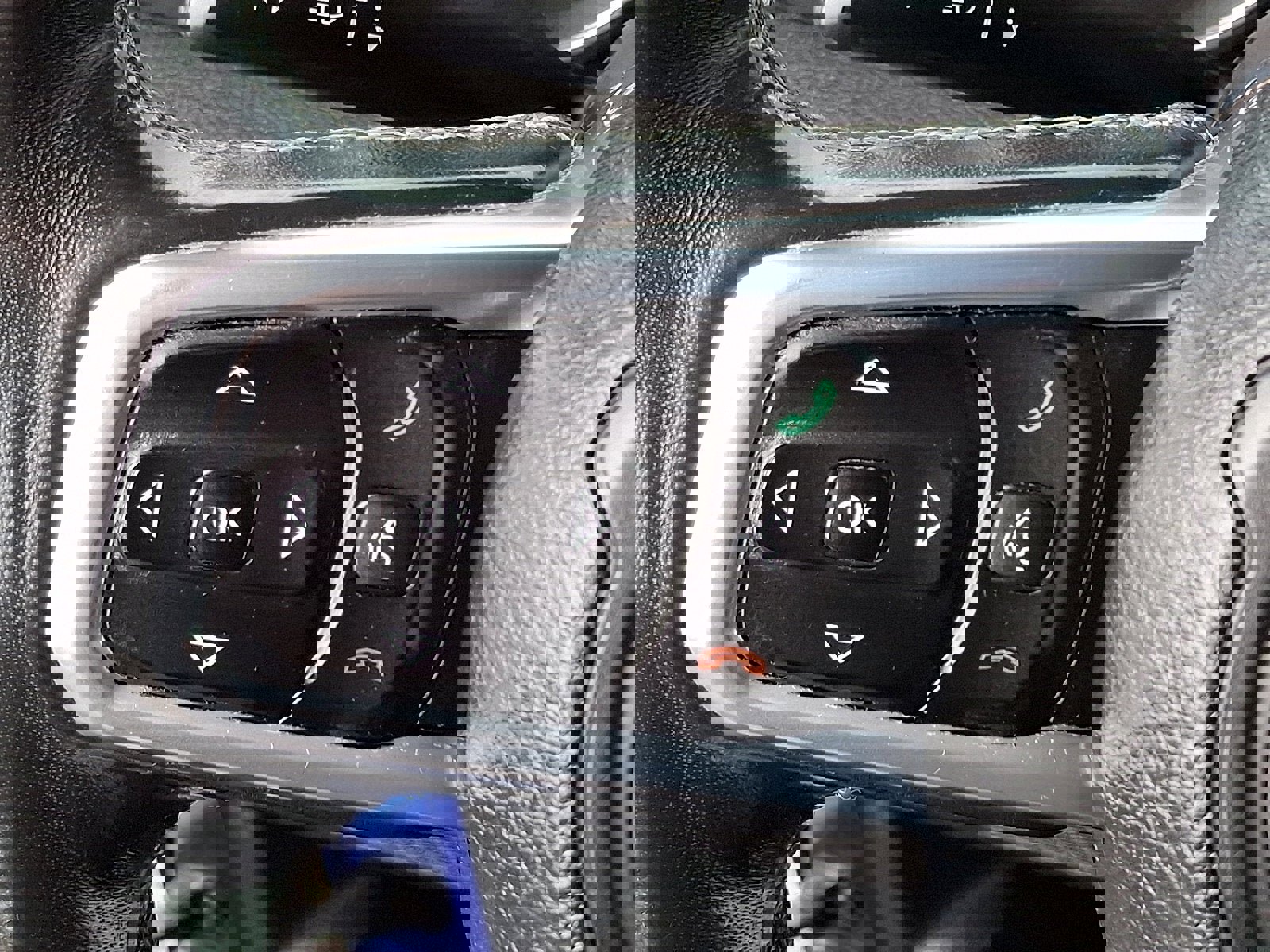 Used 2018 Jeep Wrangler Unlimited Sahara image 24