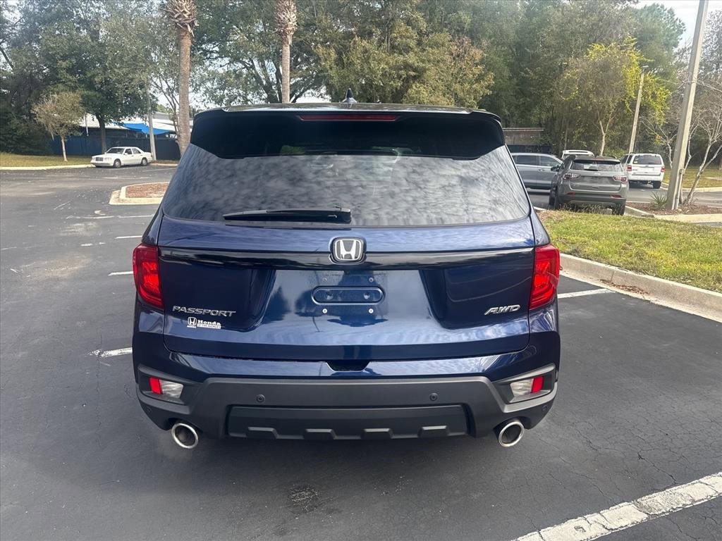 Used 2025 Honda Passport EX-L image 6