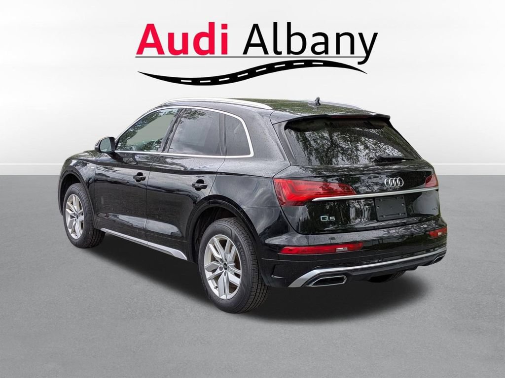 Certified 2023 Audi Q5 2.0T Premium w/ Convenience Package AWD/4WD image 5