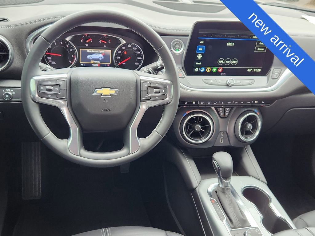 Used 2023 Chevrolet Blazer LT w/ LPO, Black Grille Bar Package image 10