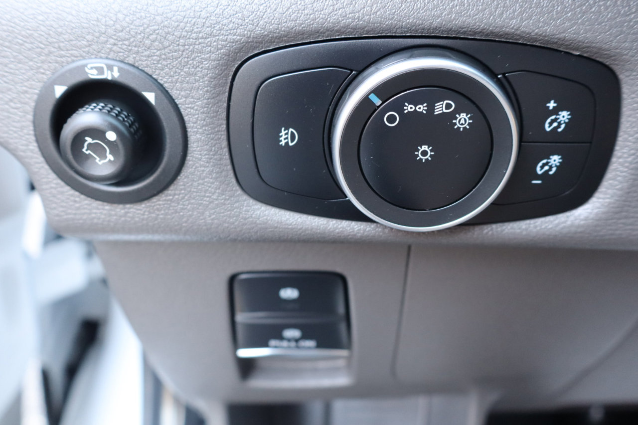 Used 2024 Ford Transit 350 XLT image 12