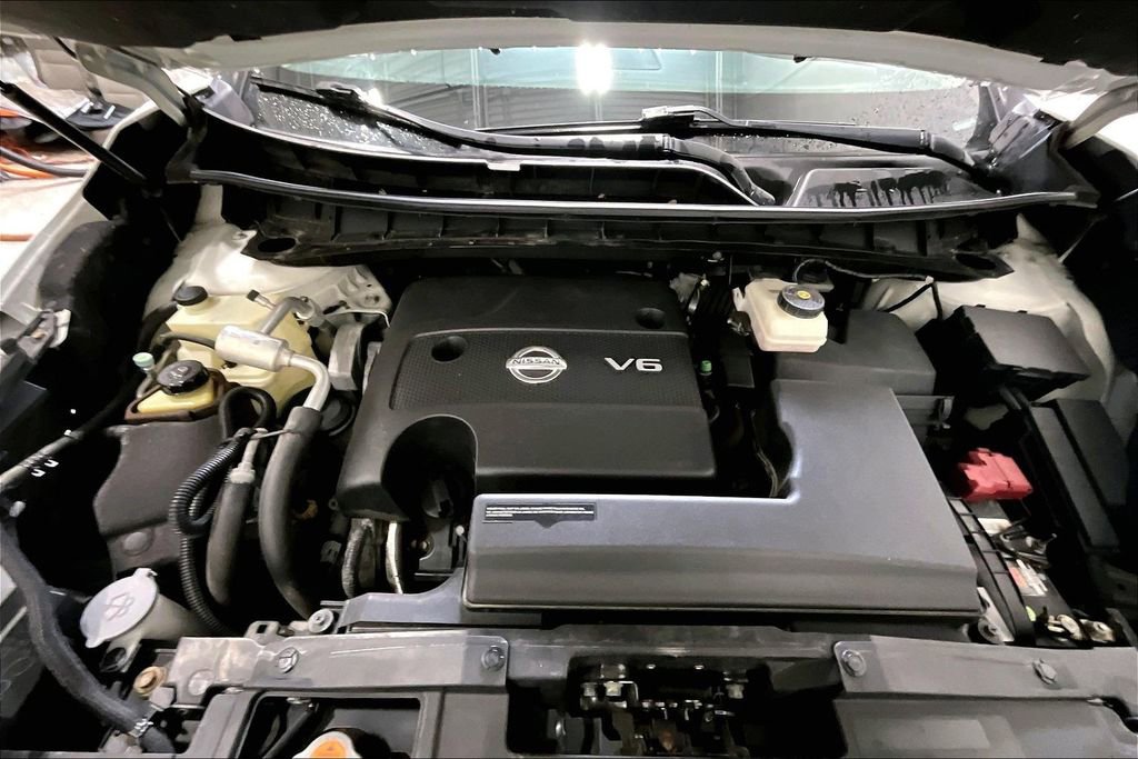 Used 2015 Nissan Murano S AWD/4WD image 29