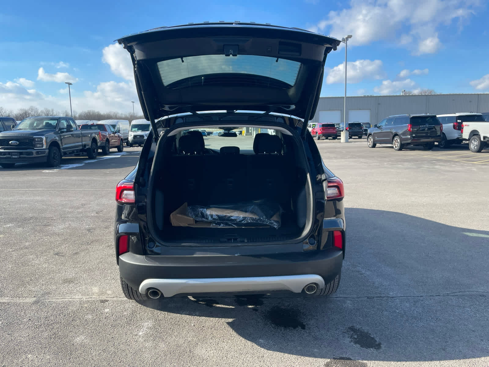 Used 2025 Ford Escape Active w/ Cold Weather Package image 10