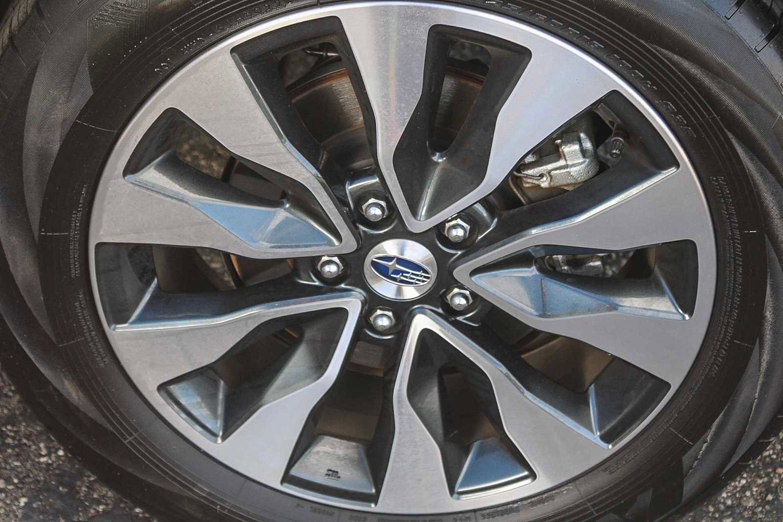 Certified 2024 Subaru Outback Touring AWD/4WD image 11