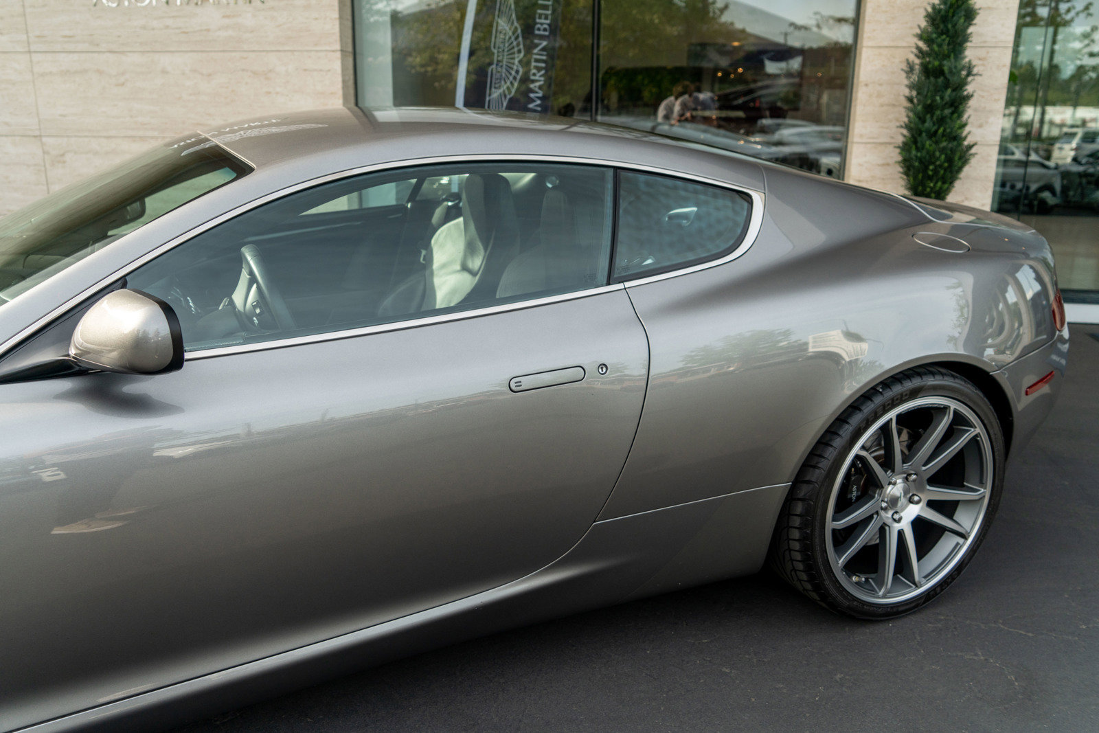 Used 2006 Aston Martin DB9 Coupe RWD image 7