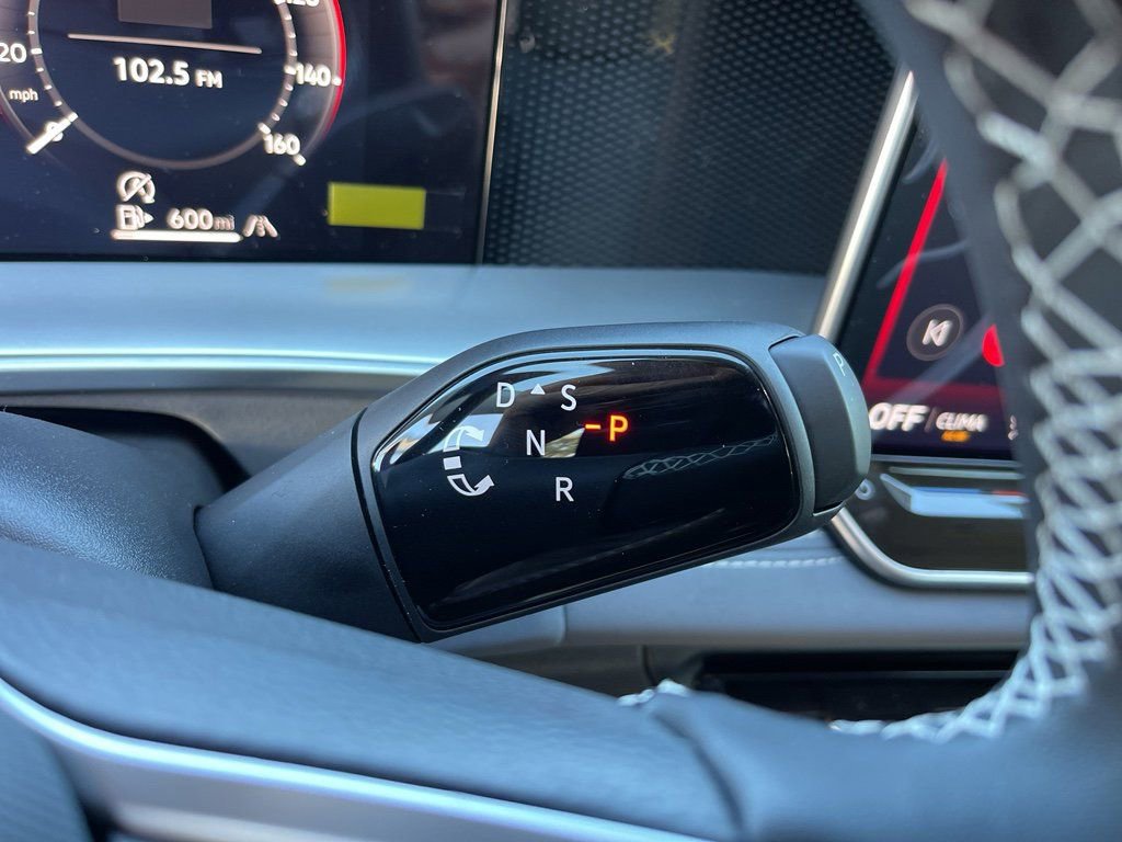 New 2026 Volkswagen Tiguan SE AWD/4WD image 14