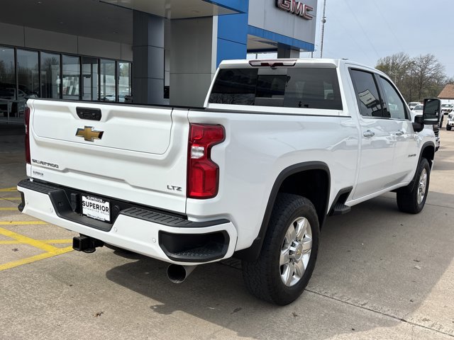 Used 2022 Chevrolet Silverado 3500 LTZ w/ Z71 Chrome Sport Edition AWD/4WD image 3