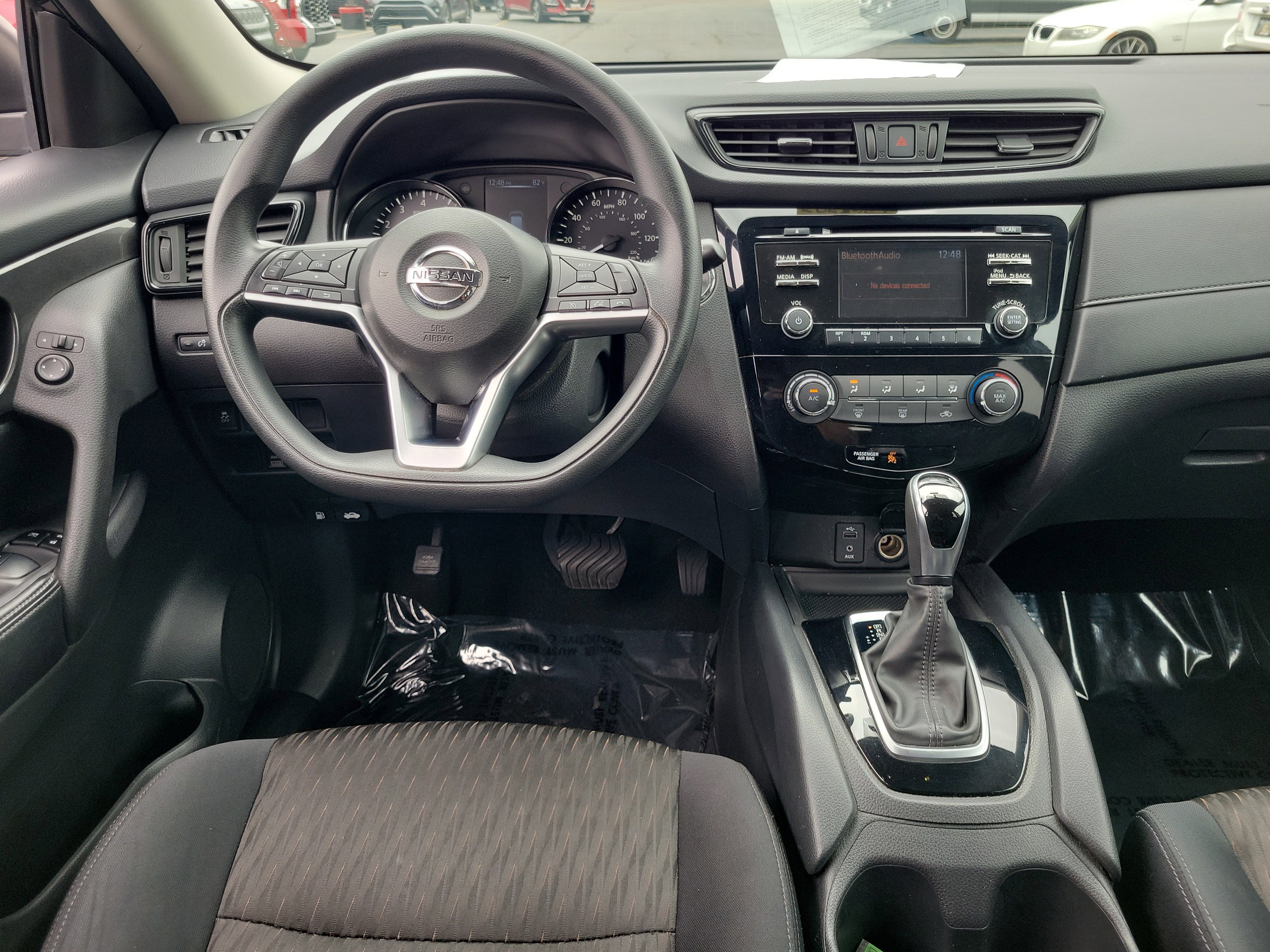 Used 2017 Nissan Rogue SV AWD/4WD image 10