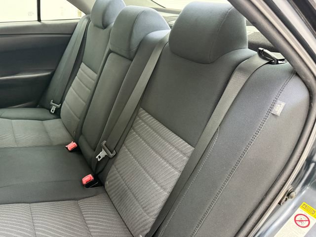 Used 2017 Toyota Camry LE FWD image 33