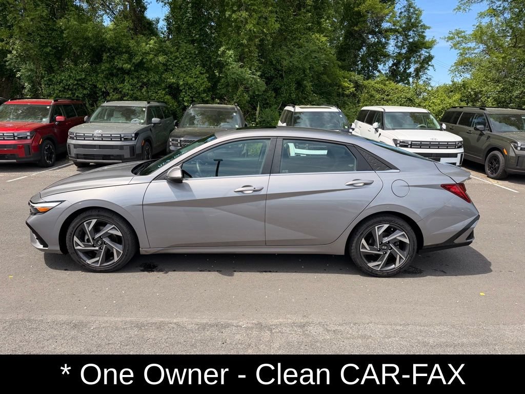 Certified 2025 Hyundai Elantra SEL FWD image 6