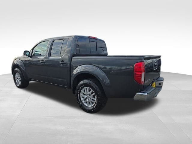 Used 2015 Nissan Frontier SV image 6