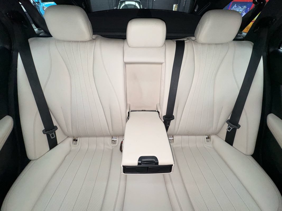 Used 2017 Mercedes-Benz E 400 4MATIC Wagon image 34