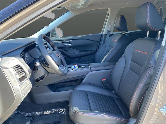 New 2026 Nissan Rogue SV image 10