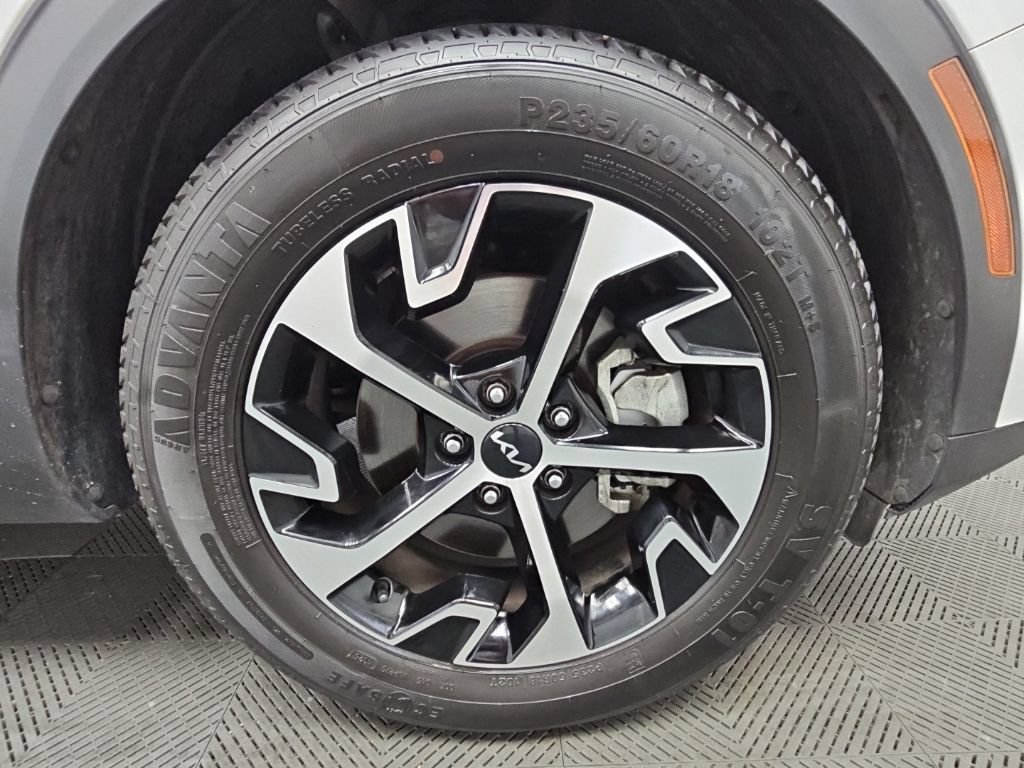 Used 2023 Kia Sportage EX FWD image 47