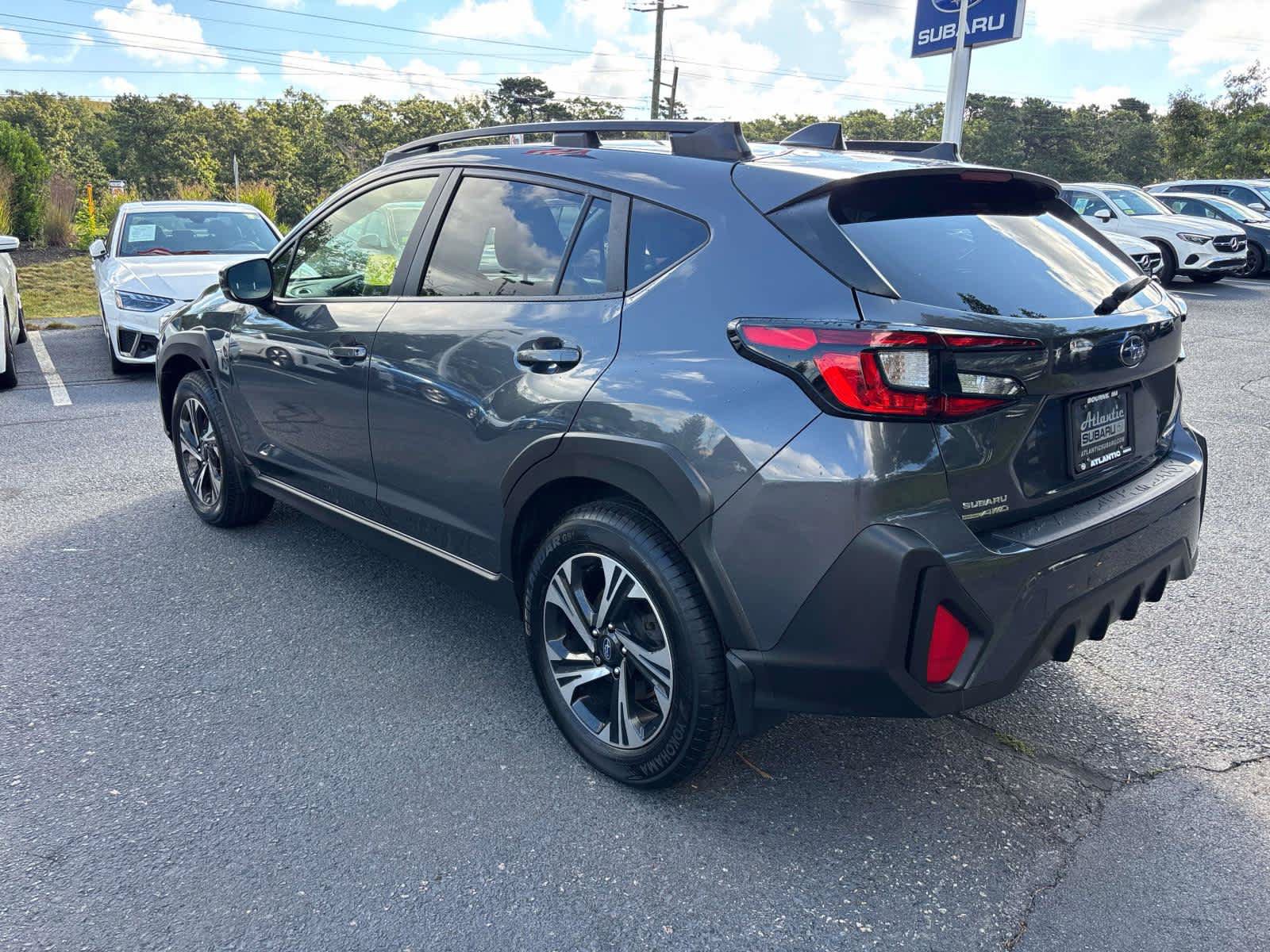 Used 2024 Subaru Crosstrek 2.0i Premium AWD/4WD image 5