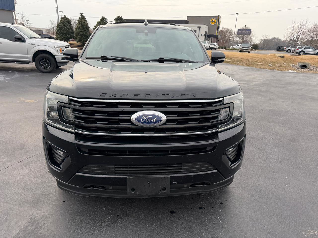 Used 2019 Ford Expedition Limited w/ Equipment Group 303A image 2