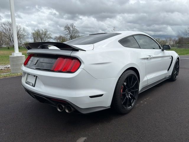 Used 2016 Ford Mustang Shelby GT350 w/ Technology Package RWD image 9
