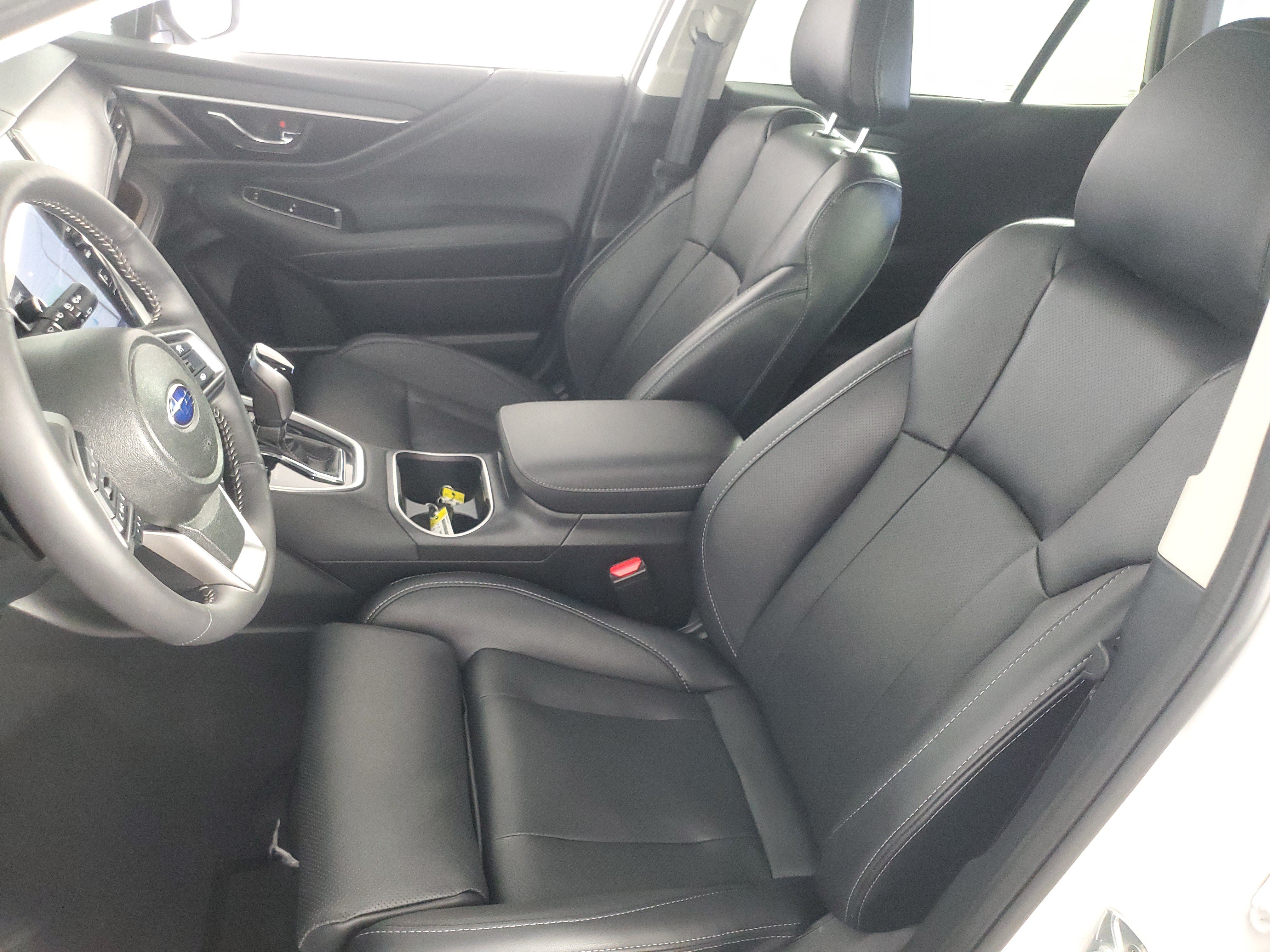 Used 2025 Subaru Outback Touring XT w/ Tech Package 2 AWD/4WD image 12