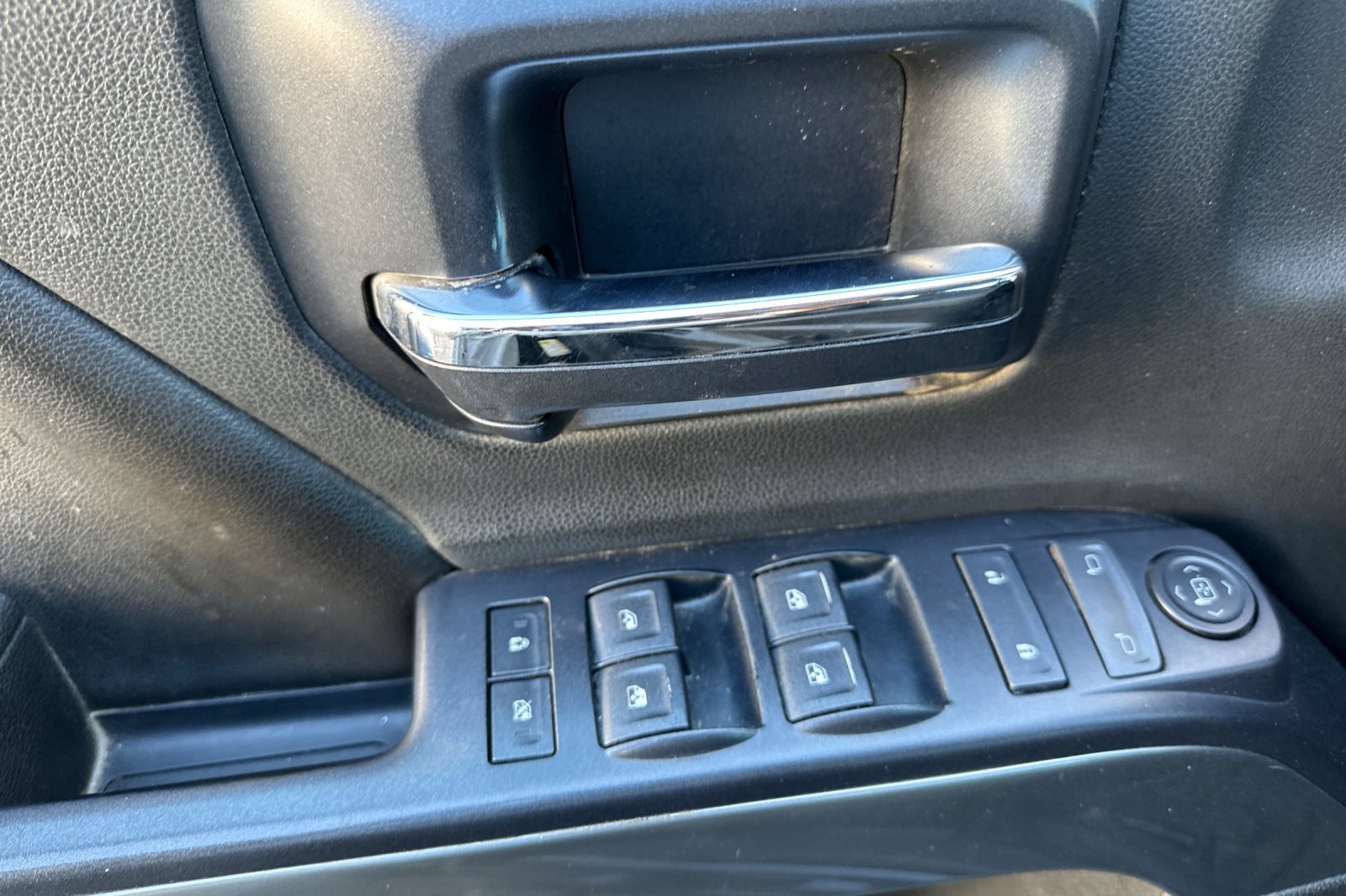 Used 2014 Chevrolet Silverado 1500 LT w/ All Star Edition AWD/4WD image 11
