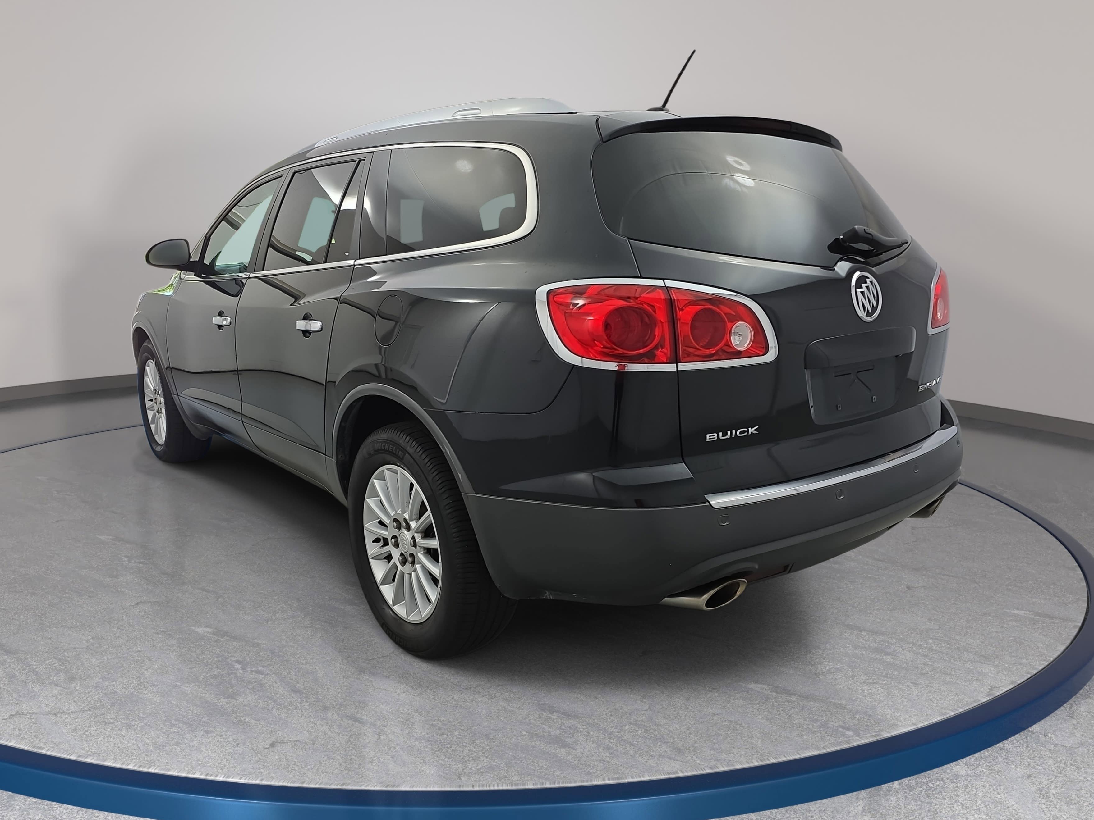 Used 2012 Buick Enclave Leather FWD image 7
