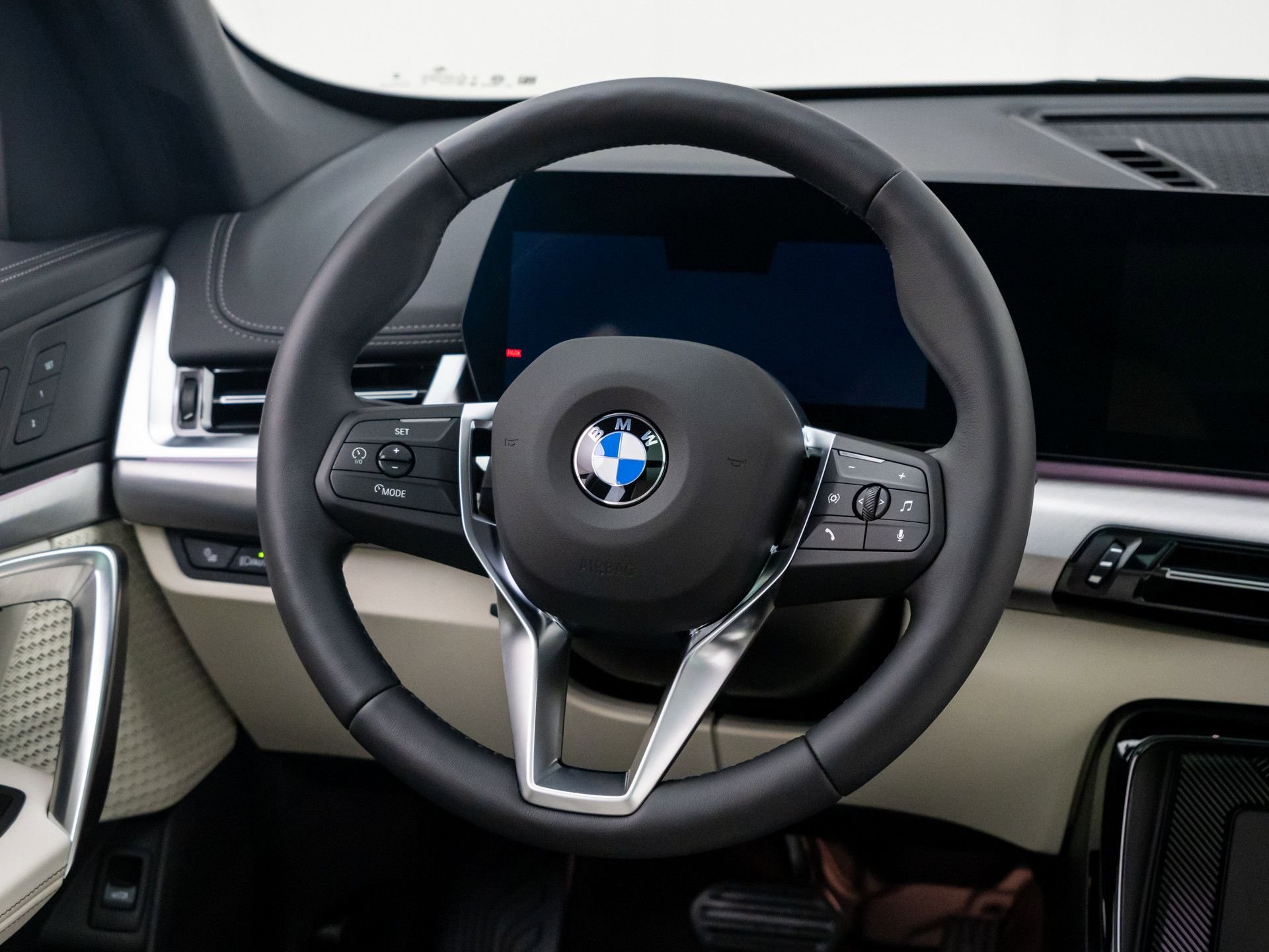 New 2026 BMW X1 xDrive28i AWD/4WD image 11