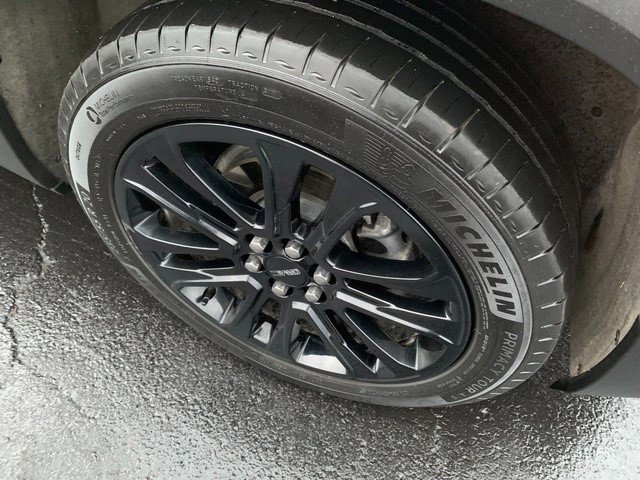 Certified 2023 GMC Acadia SLE w/ Driver Convenience Package image 10