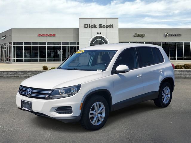 Used 2014 Volkswagen Tiguan S image 2