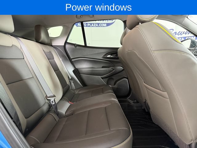 Used 2025 Chevrolet Trax ACTIV w/ Sunroof Package FWD image 19