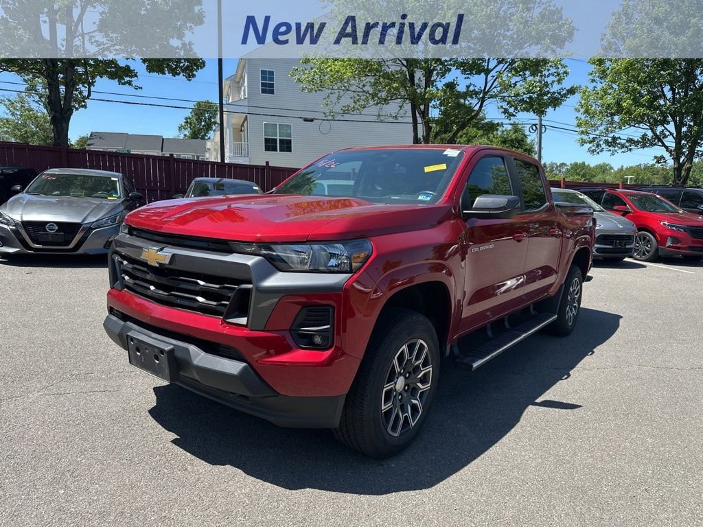 Used 2023 Chevrolet Colorado LT w/ LT Convenience Package AWD/4WD image 1