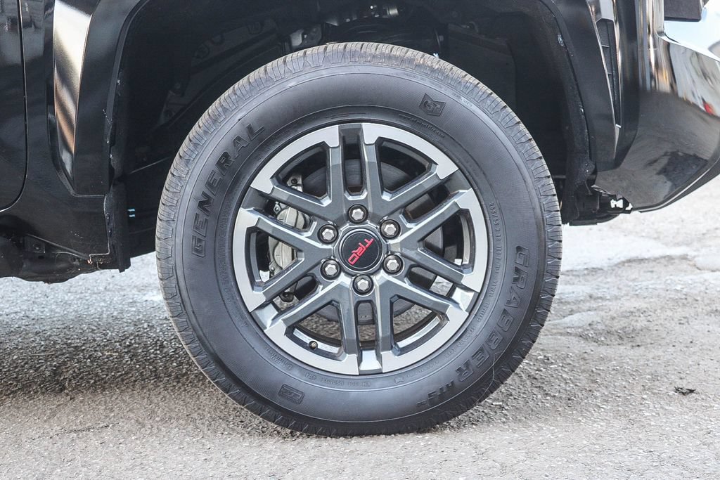 Used 2025 Toyota Tacoma TRD Sport RWD image 11
