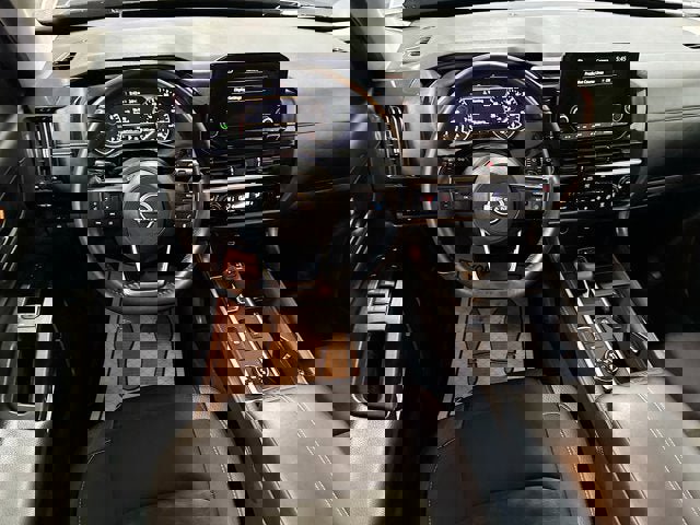 Certified 2024 Nissan Pathfinder SV image 17