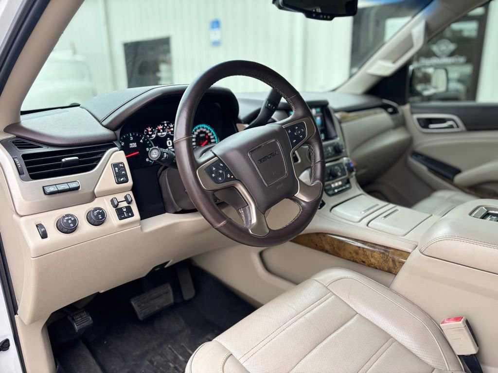 Used 2017 GMC Yukon Denali w/ Open Road Package image 10
