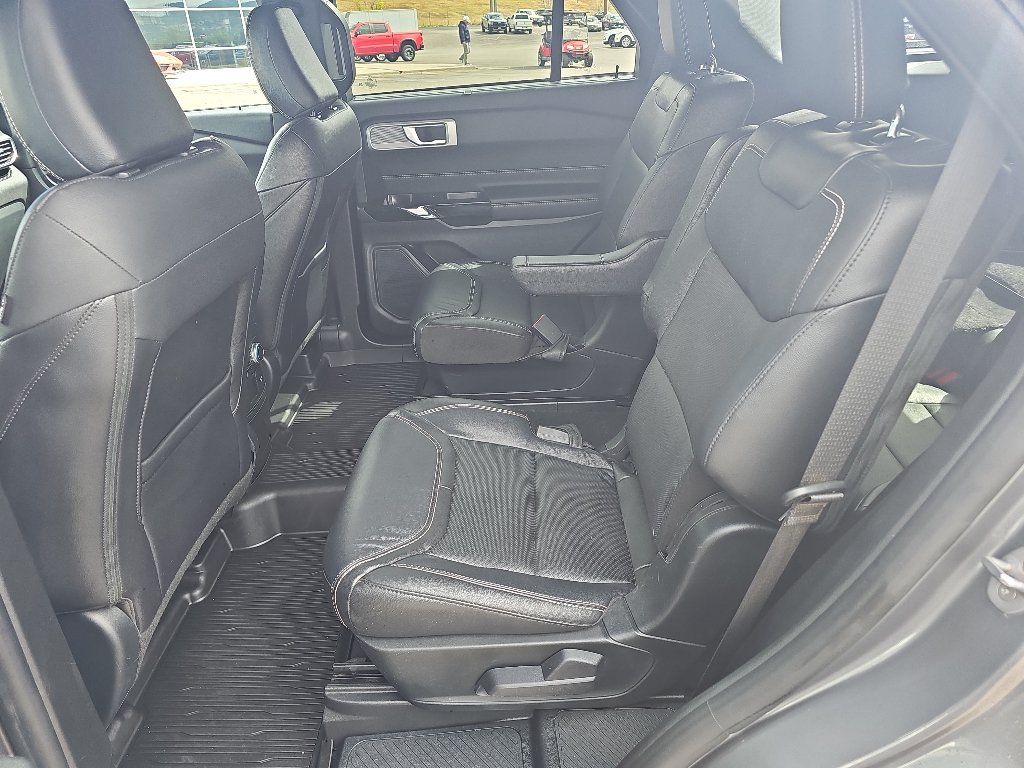 Used 2023 Ford Explorer ST w/ Equipment Group 401A AWD/4WD image 18