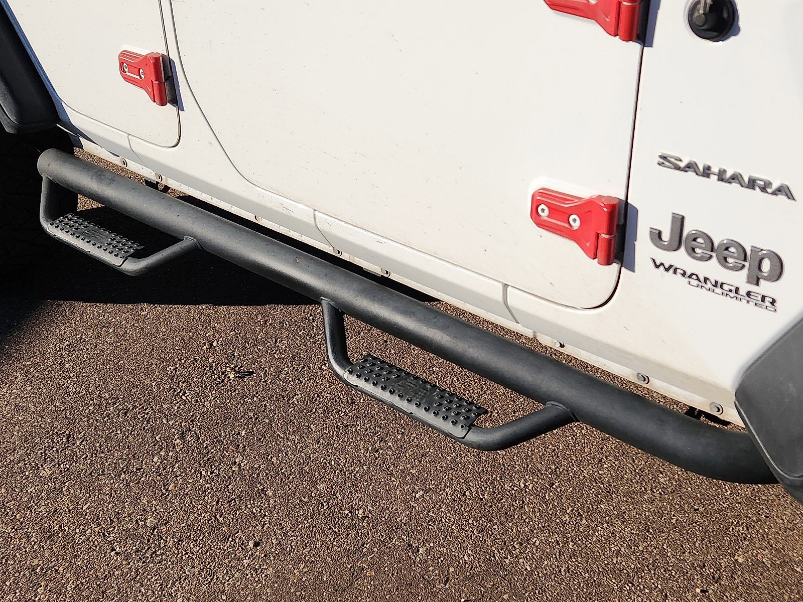 Used 2019 Jeep Wrangler Unlimited Sahara image 10