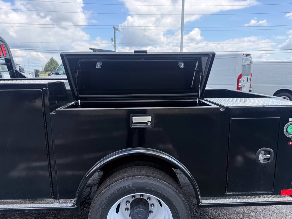 New 2026 Ford F550 4x4 Regular Cab Super Duty image 43