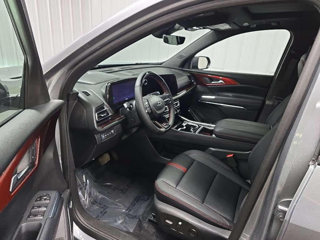 Used 2026 Chevrolet Traverse RS AWD/4WD image 29