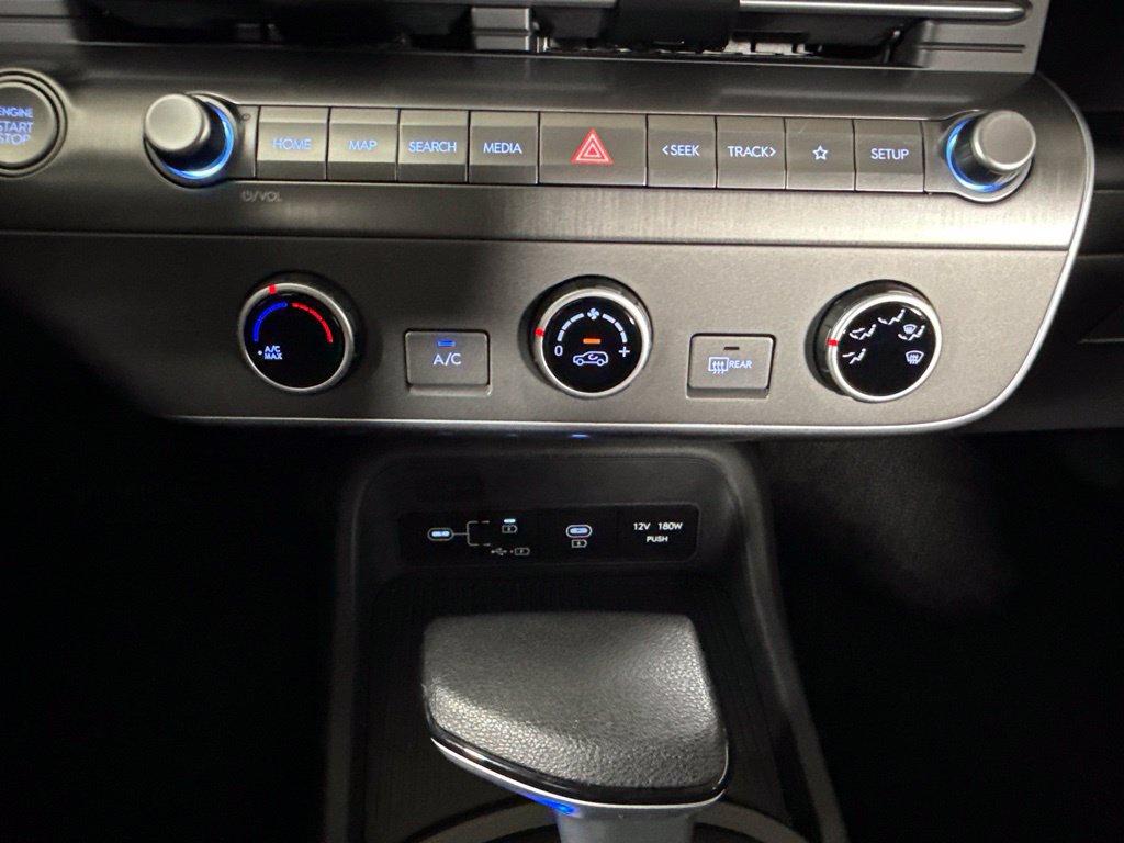 Used 2026 Hyundai Kona SE AWD/4WD image 25