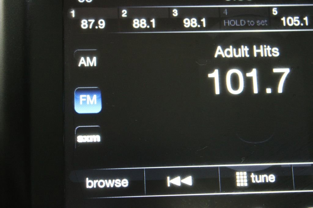 Used 2017 Jeep Cherokee Trailhawk w/ Comfort/Convenience Group image 43