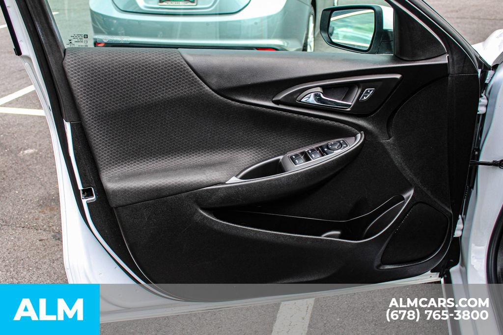 Used 2024 Chevrolet Malibu LT FWD image 30
