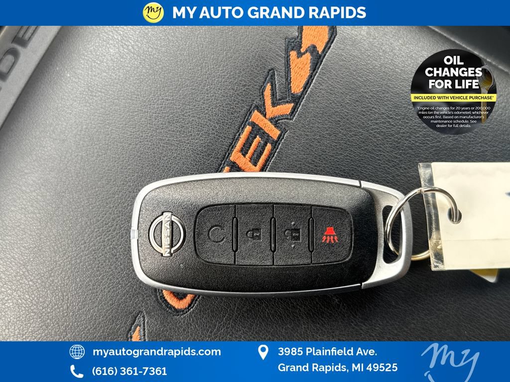 Used 2024 Nissan Pathfinder Rock Creek AWD/4WD image 35