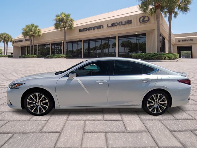Certified 2020 Lexus ES 300h w/ Premium Package FWD image 7