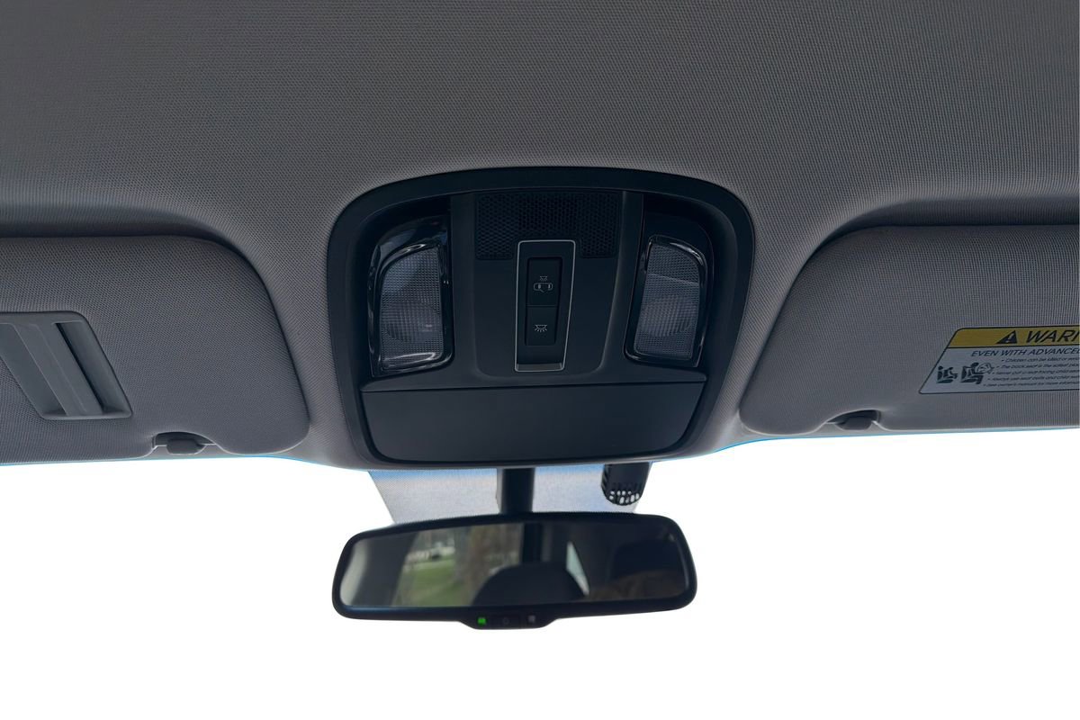 Used 2018 Kia Sorento LX image 15