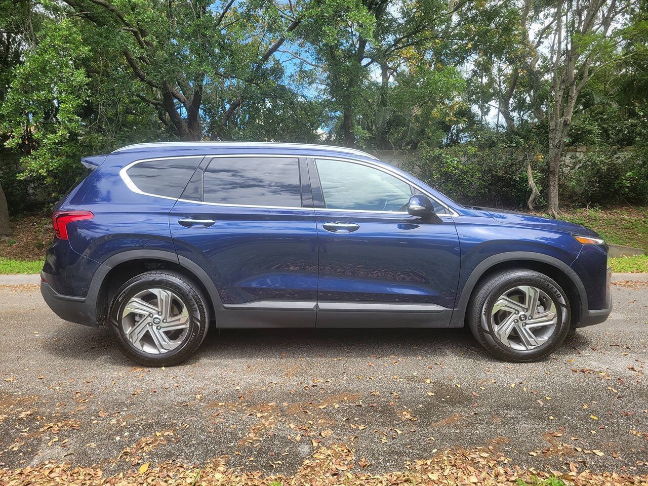 Used 2023 Hyundai Santa Fe SEL FWD image 8