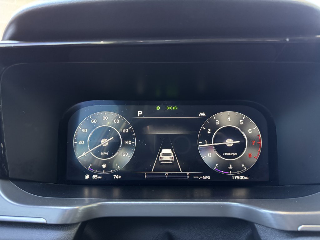 Used 2023 Kia Sorento SX FWD image 17