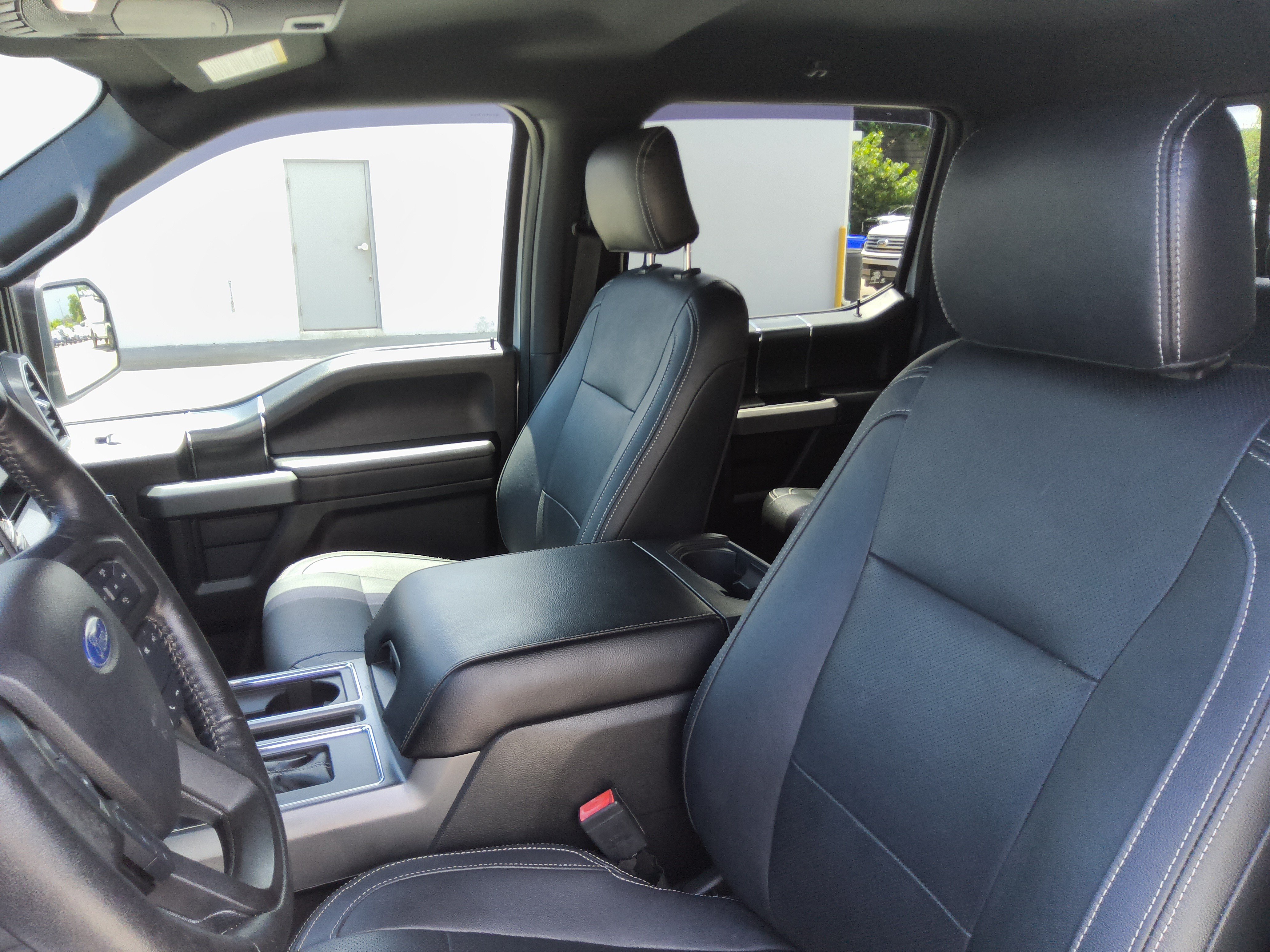 Used 2018 Ford F150 XLT w/ Equipment Group 302A Luxury AWD/4WD image 15